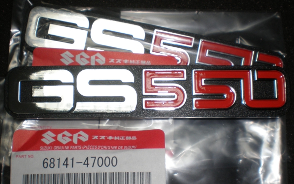 Emblem Seitendeckel GS 550  , Suzuki   68141-47000