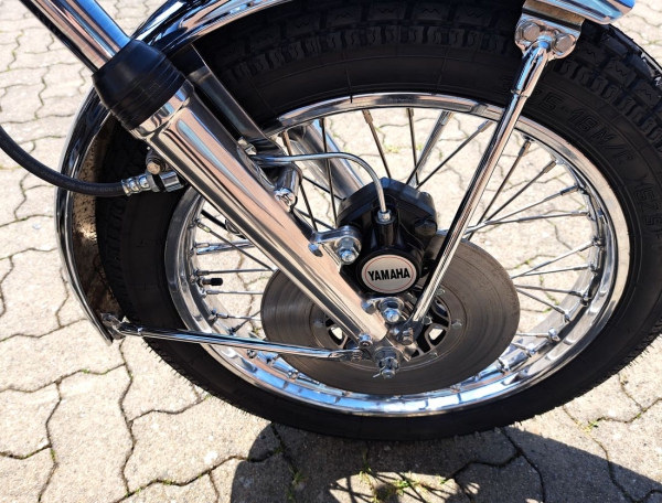 YAMAHA RD 350 im Kundenauftrag zu verkaufen